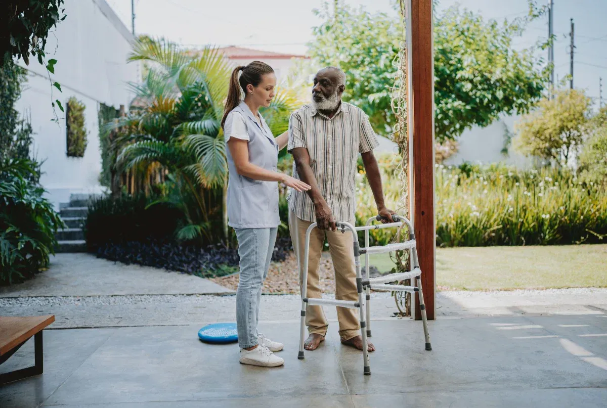 Procedimiento de blefaroplastia - antes y después